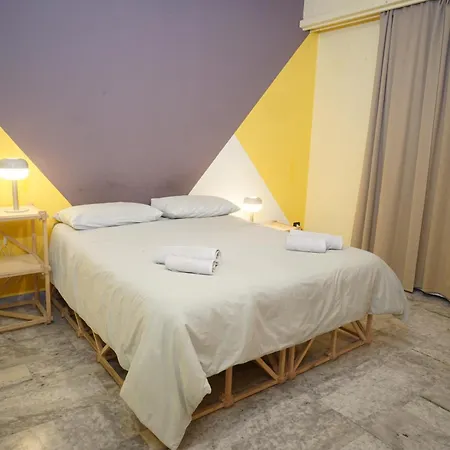 Casa Base Bari